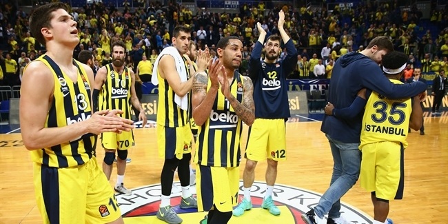 Fenerbahce, nezažívá zrovna dvakrát skvělé období.