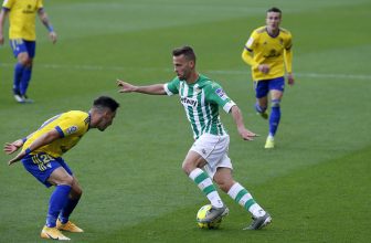 Betis a Cádiz mají zatím po bodu, kdo bude po druhém kole radostnější?