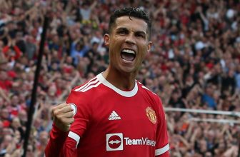 Cristiano Ronaldo a jeho United jedou do Bernu