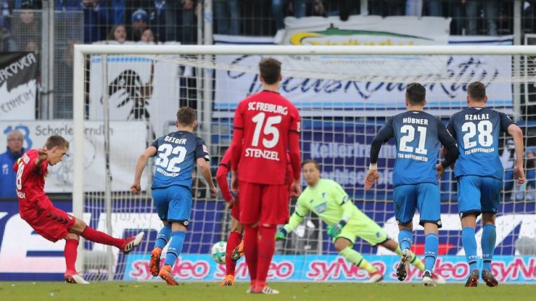 Freiburg a Hoffenheim si to v sobotu rozdají o 4. místo Bundesligy