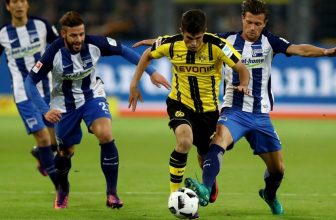 Na sestup zralá Hertha vyzve Dortmund, který prohání 1. Bayern