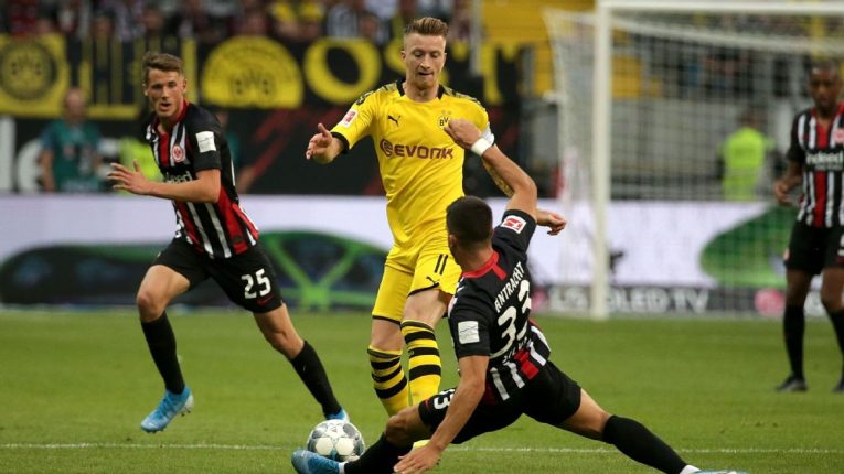 Nabídne sobotní šlágr Frankfurt vs Dortmund ofenzivní smršť?