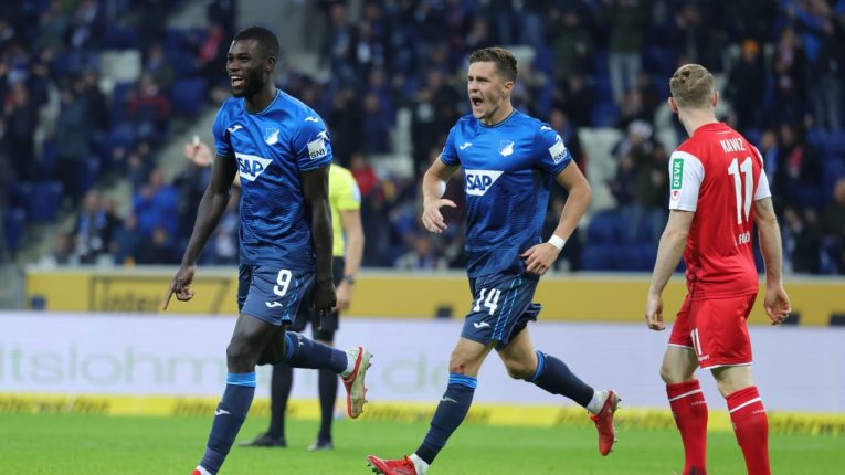 Kadeřábek v akci! Duel Kolín vs Hoffenheim uzavře 25. kolo BL