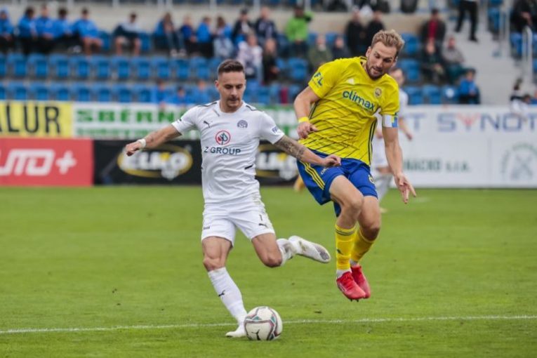 Moravské derby Zlín-Slovácko promluví do boje o záchranu i poháry