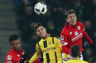 Je středeční dohrávka Mainz vs Dortmund sázka na tutovku?