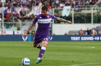 Pondělní souboj dvou sousedů z tabulky: Fiorentina – AS Řím