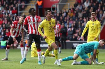 Svatí v úterý večer hostí Modré – Southampton FC vs Chelsea FC