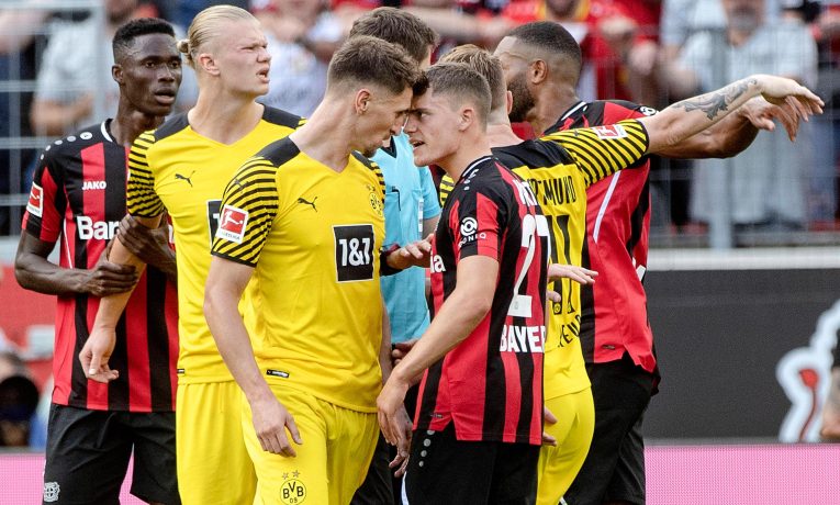 Hložek, Schick a jejich Leverkusen prověří Dortmund!