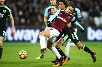 Třináctý Bournemouth zajíždí v pondělí večer na London Stadium ke čtrnáctým Kladivářům