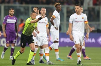 Na Stadio Olimpico souboj sedmého AS Řím s devátou Fiorentinou