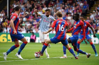 Palace a United ve středeční dohrávce Premier League