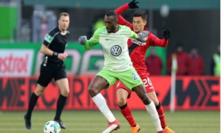 7. Wolfsburg hostí Freiburg, který může stáhnout náskok Bayernu