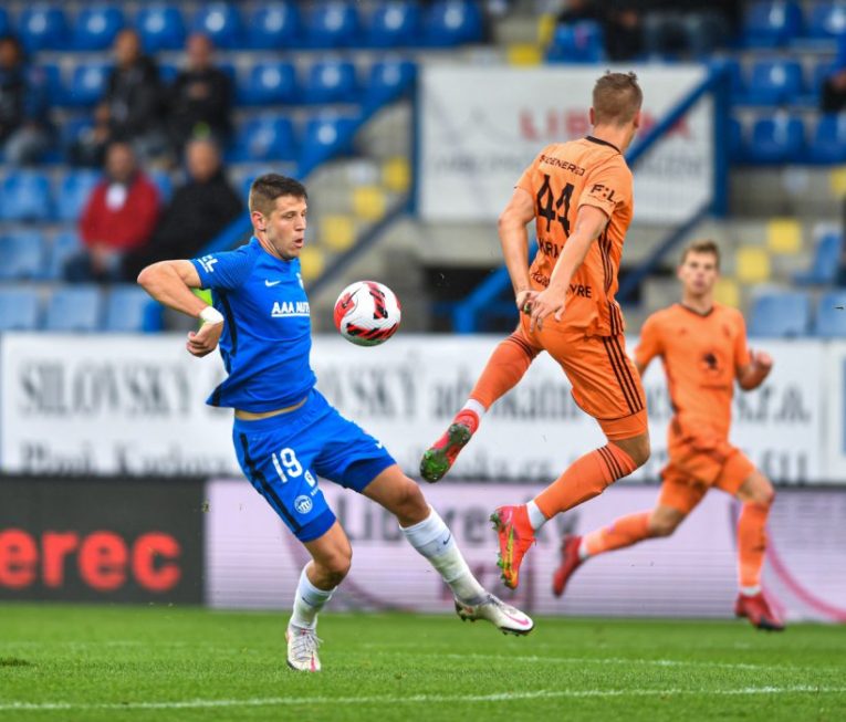 Boleslav vyzve Liberec. Který z týmů vykročí z krize?