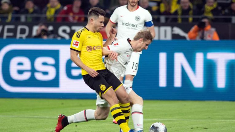 Sobotní šlágr Dortmund vs Frankfurt promluví do boje o titul i poháry