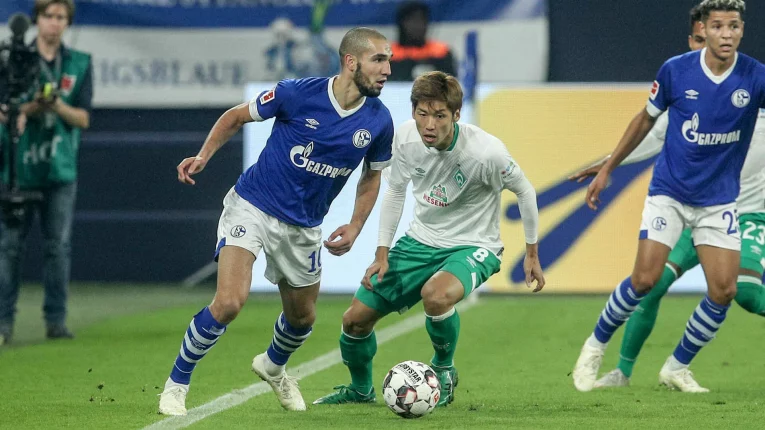 Češi Král a Pavlenka proti sobě, anebo Schalke hosté Brémy