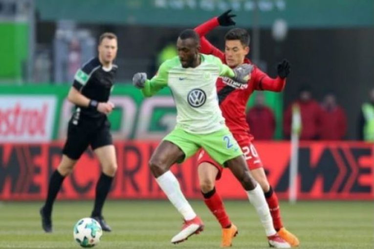 Sousedé v tabulce Freiburg a Wolfsburg si to v pátek rozdají o 5. místo