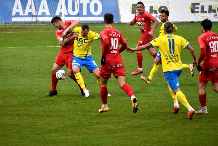 Zachráněné Teplice čeká Brno, které ještě nemá své jísté