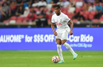 Luton se konečně dočkal první výhry v Premier League, nyní k němu jede rozjetý Tottenham