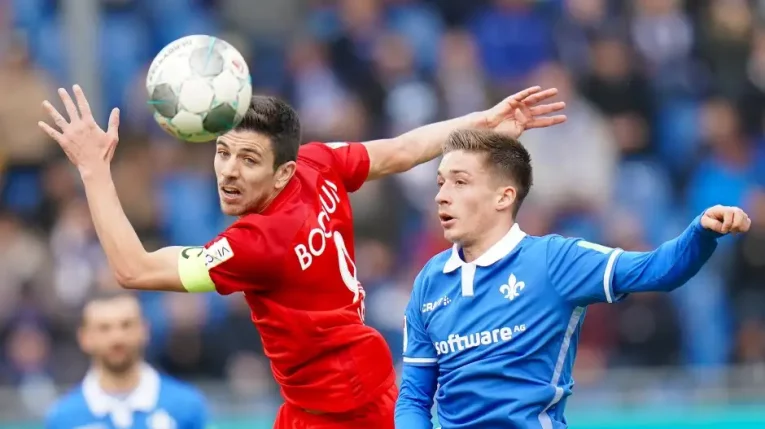 Paběrkující Darmstadt a Bochum otevřou 10. kolo