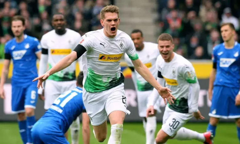 Čvančarův Gladbach vyzve Hoffenheim s Kadeřábkem