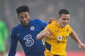 Na Štědrý den se hraje jediný zápas Premier League a to Wolves proti Blues