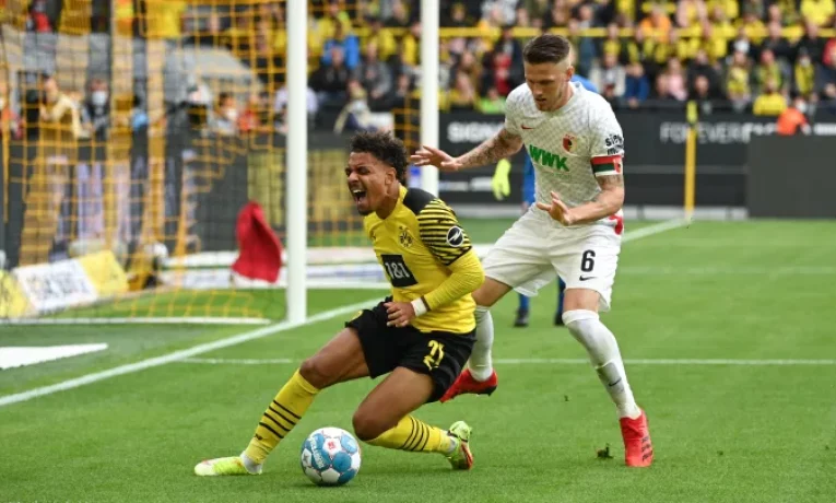 Probudí se Dortmund v Augsburgu?