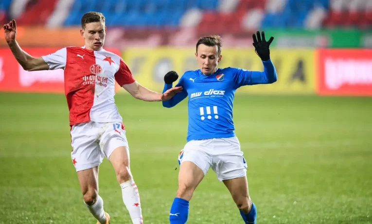 Rozloučí se rozjetá Slavia v Ostravě vítězně?