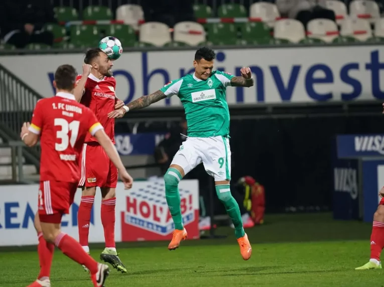 Union a Werder chtějí 3 body, Král i Pavlenka na ně čekají 3 kola!