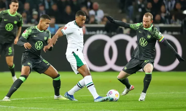 Wolfsburg a Gladbach uzavřou 28. kolo. Ani 1 nemá jistou záchranu