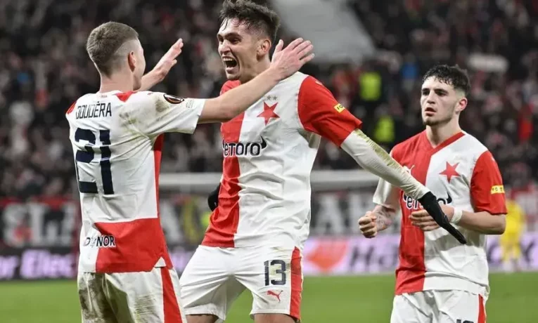 Fanouškovský šlágr v Edenu: Slavia hostí Baník!