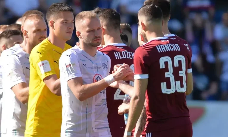 Liga mistrů a teď Sparta čeká Slovácko, které obralo SKS! Má naději?