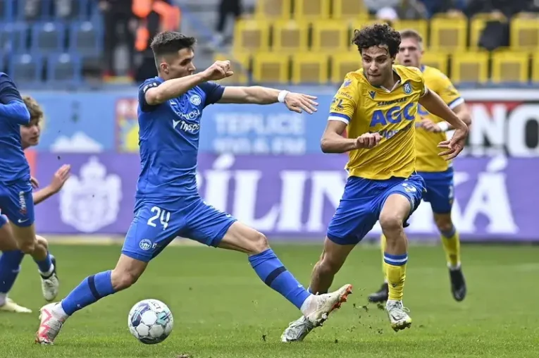 Nulové Teplice čeká Liberec, který zatápěl Slavii