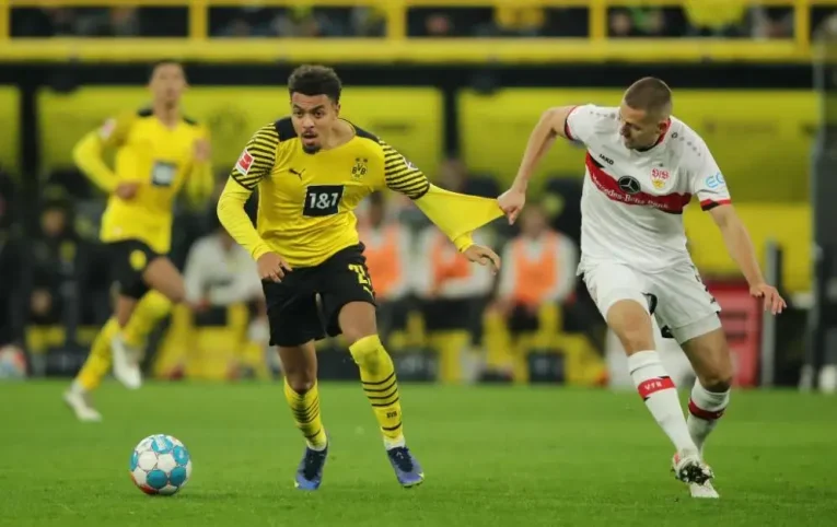 BVB jede na Stuttgart, se kterým 3x v řadě padla