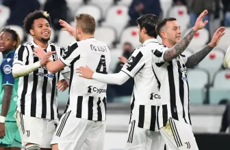 Třetí Juventus by měl doma proti sedmnácté Parmě potvrdit roli favorita