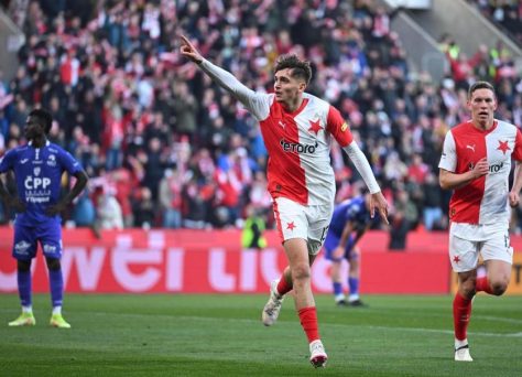 Slavia nemá dobrou formu, ale v Pardubicích musí udělat další krok k titulu