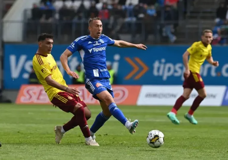 Andrův stadion se opevňuje na příjezd Sparty!